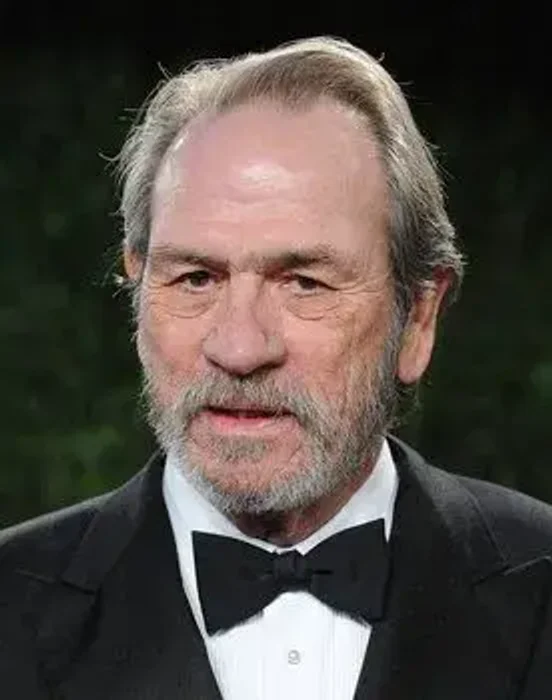 تامی لی جونز